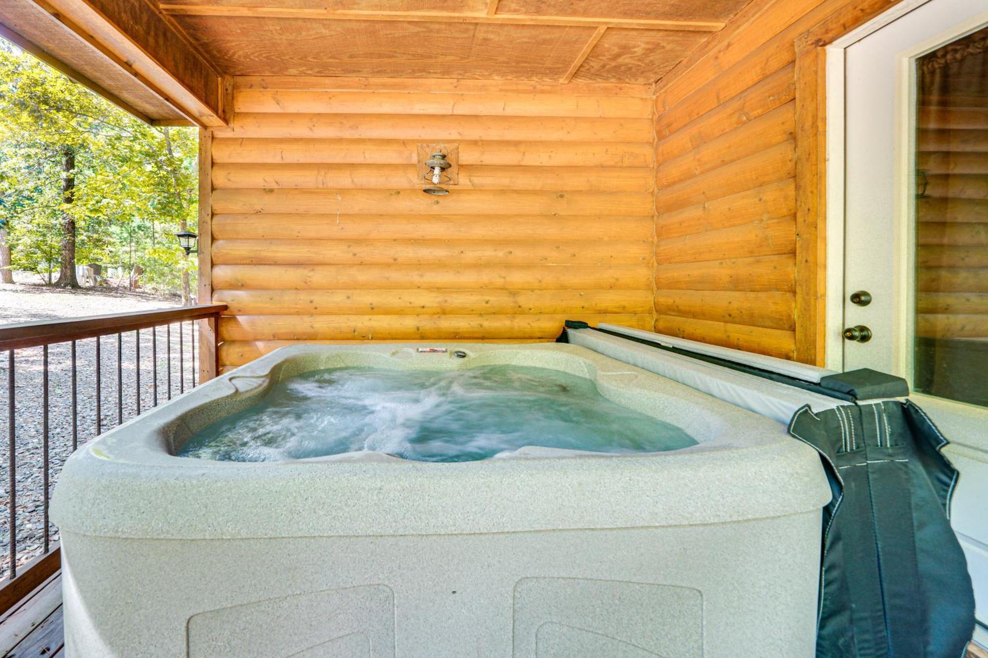 Broken Bow Rental Cabin With Hot Tub And Bar Extérieur photo